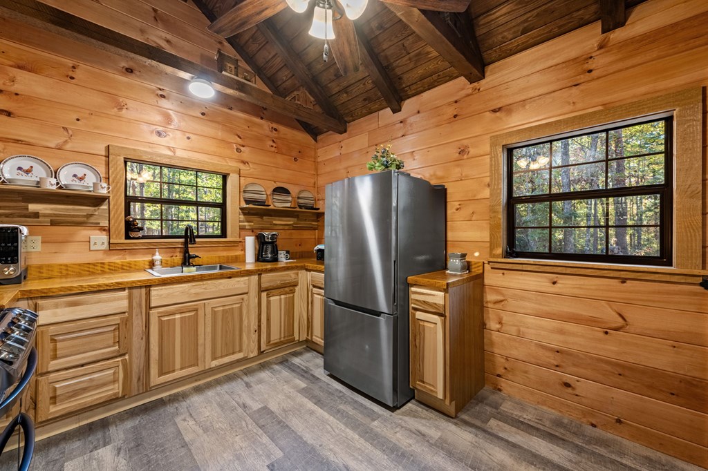 419906 Morganton Residential