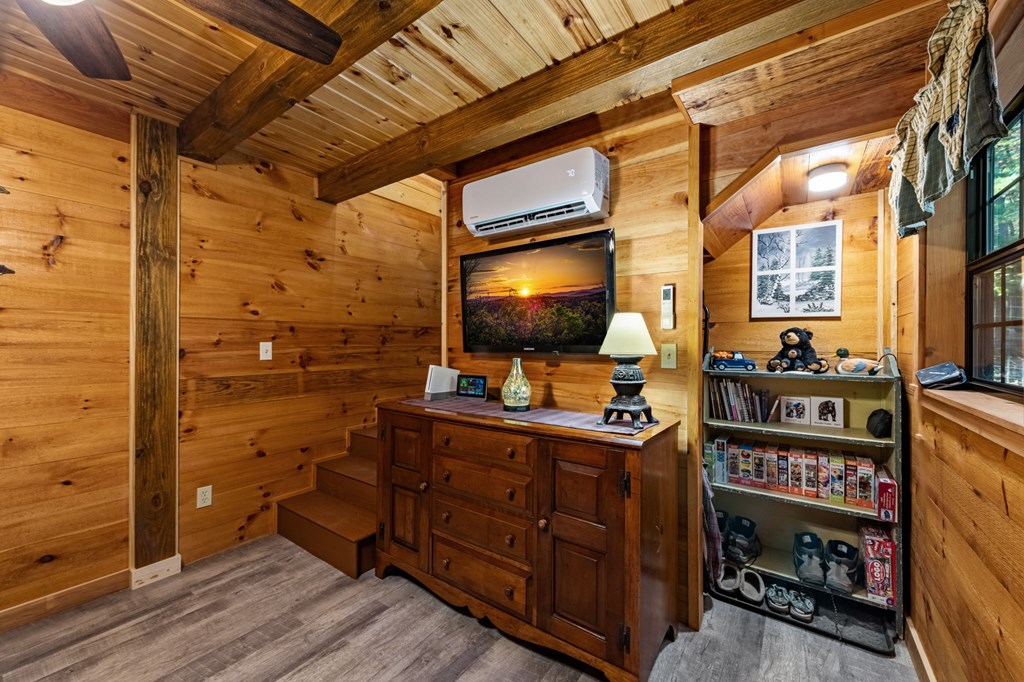 419906 Morganton Residential