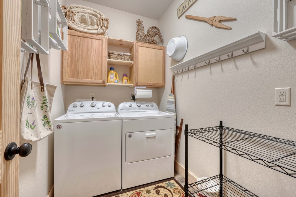 419922 Hayesville Residential