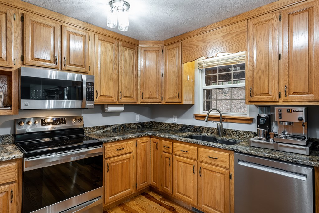 419923 Blairsville Residential