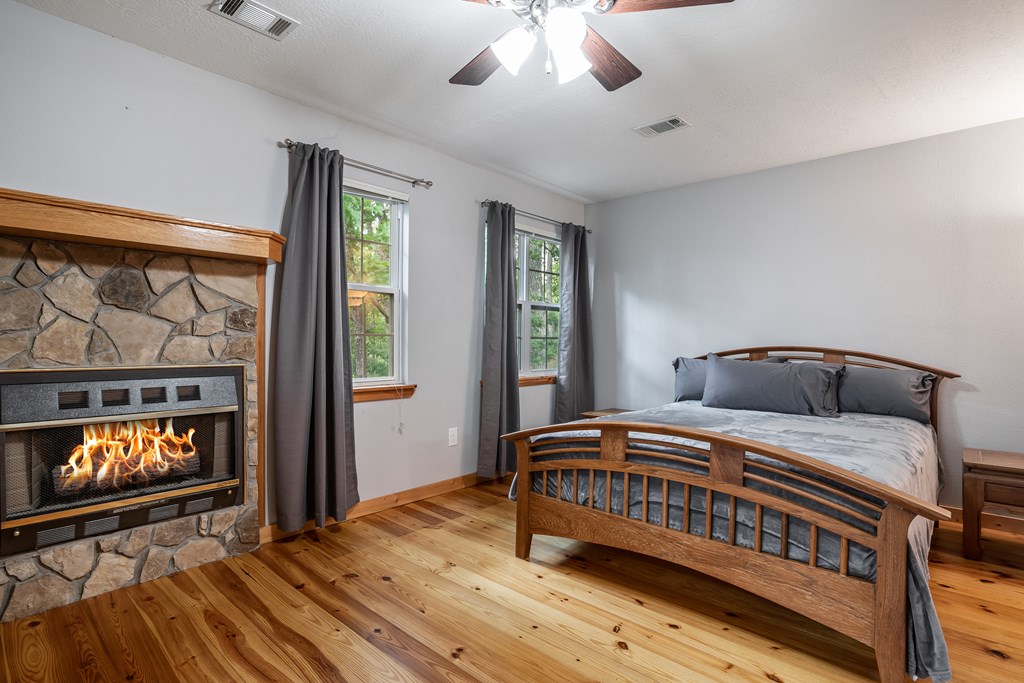 419923 Blairsville Residential