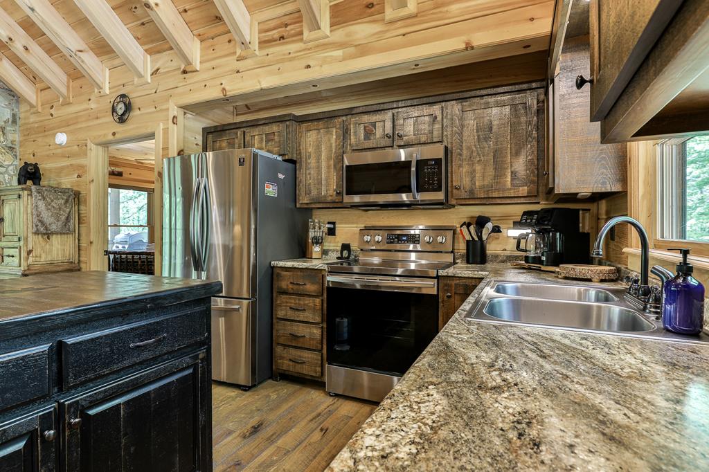 419937 Cherry Log Residential