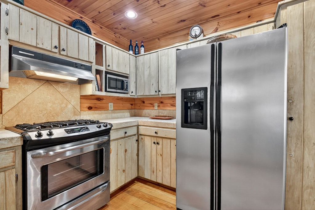 419938 Cherry Log Residential