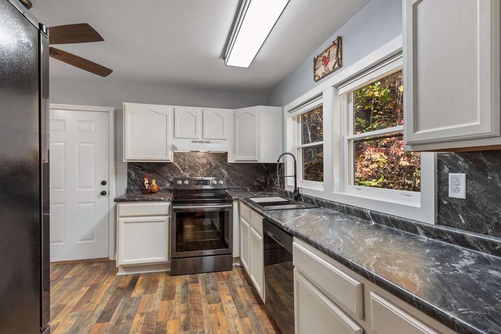 419944 Murphy Residential