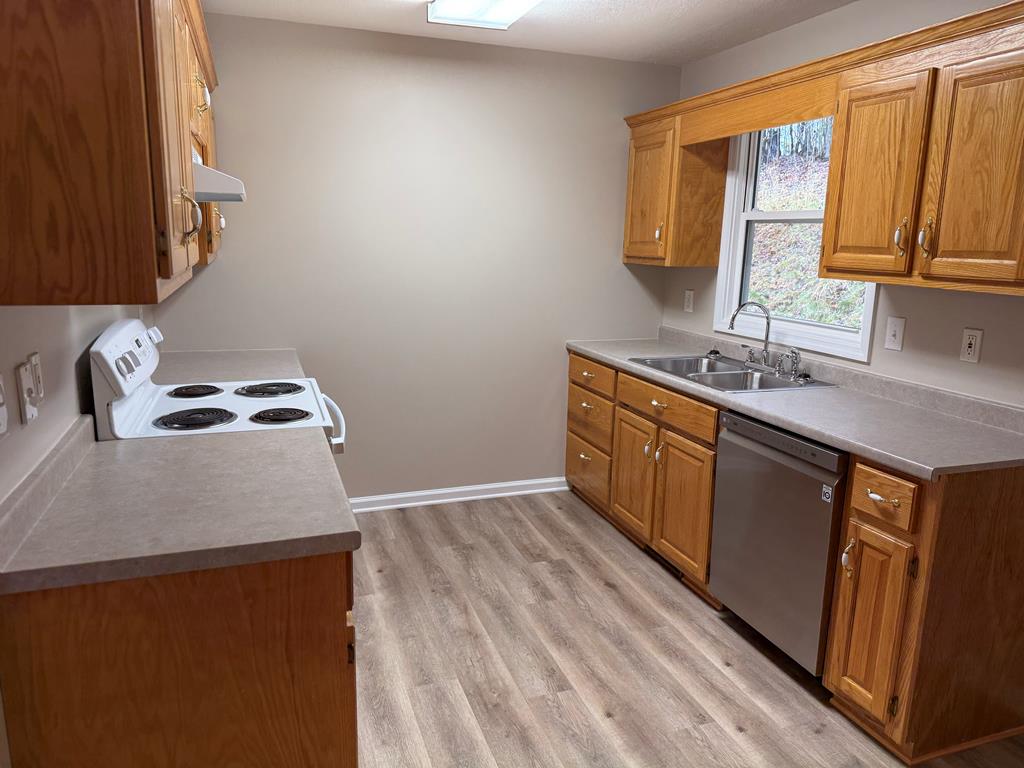 419949 Warne Residential