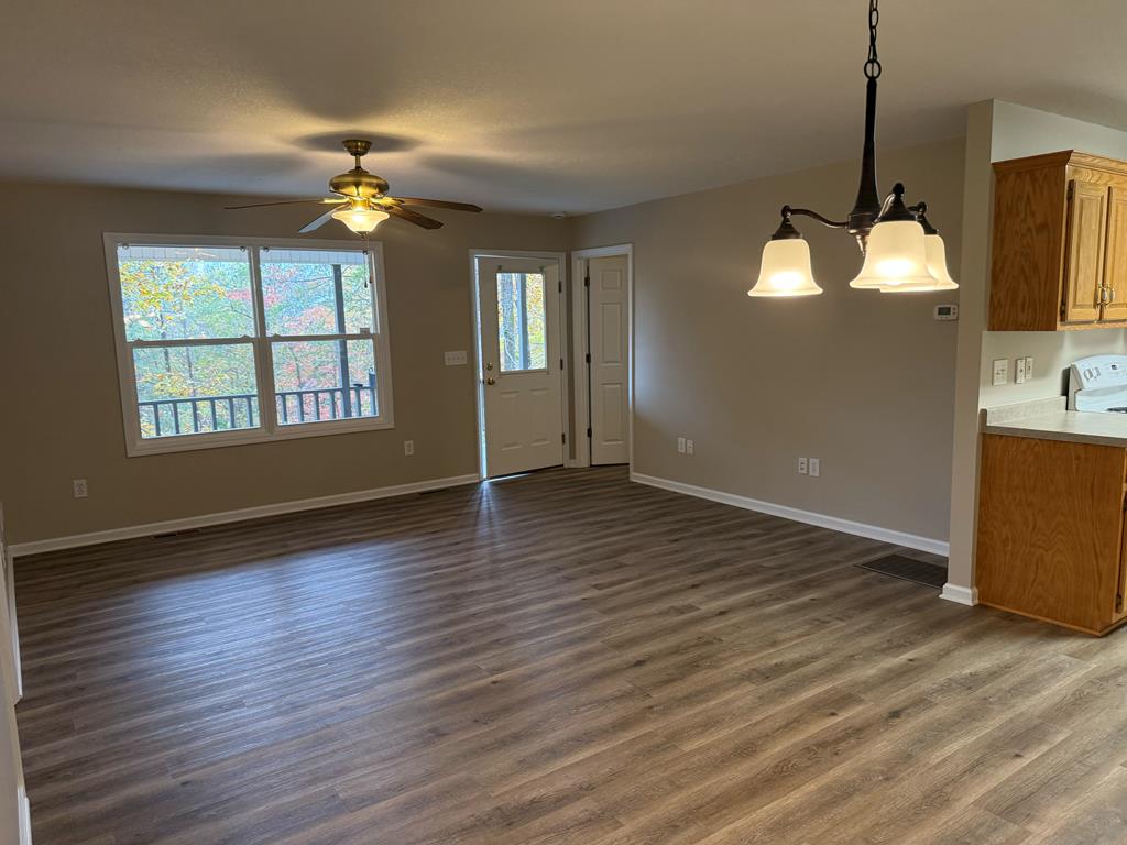 419949 Warne Residential