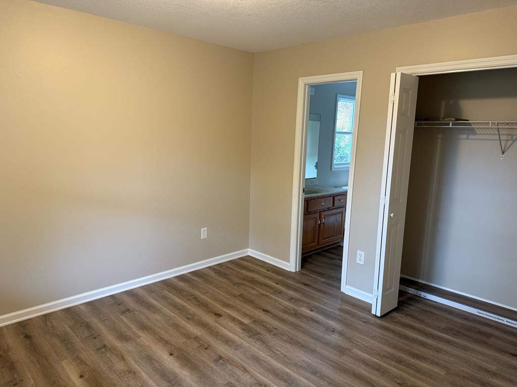 419949 Warne Residential