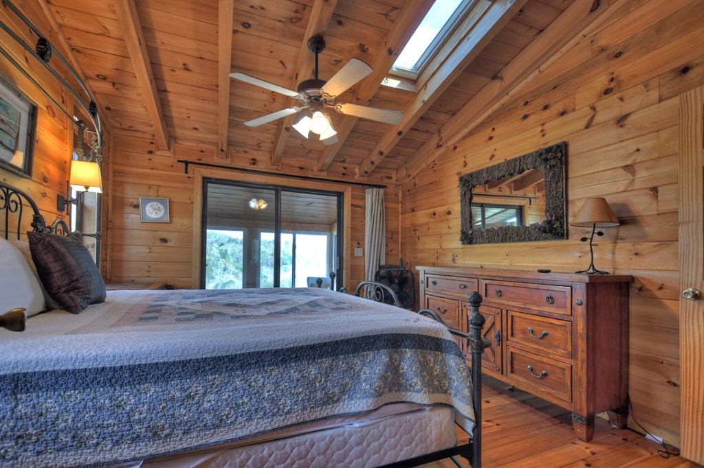 419955 Blue Ridge Residential