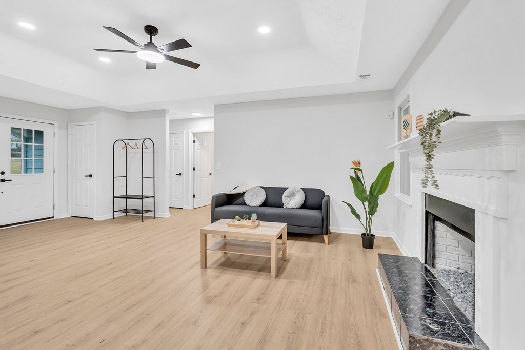 419970 Covington Residential