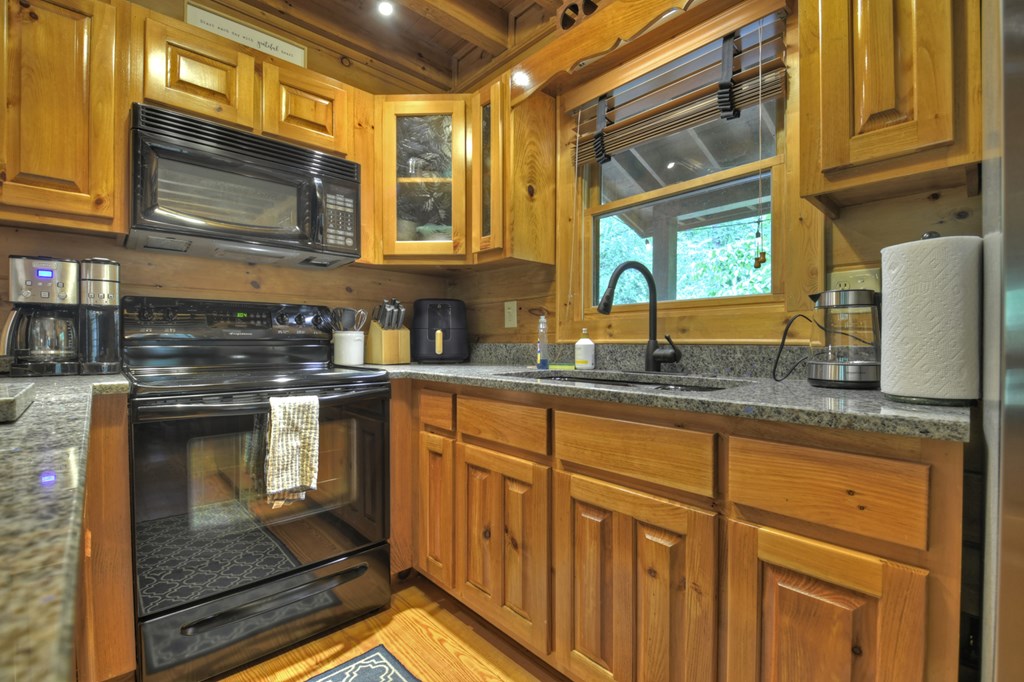 419975 Ellijay Residential