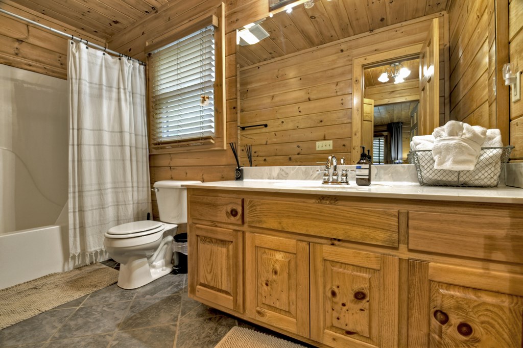 419975 Ellijay Residential