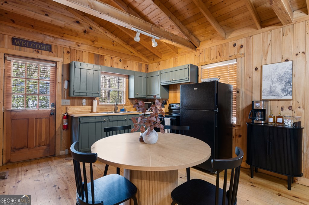 419978 Blue Ridge Residential