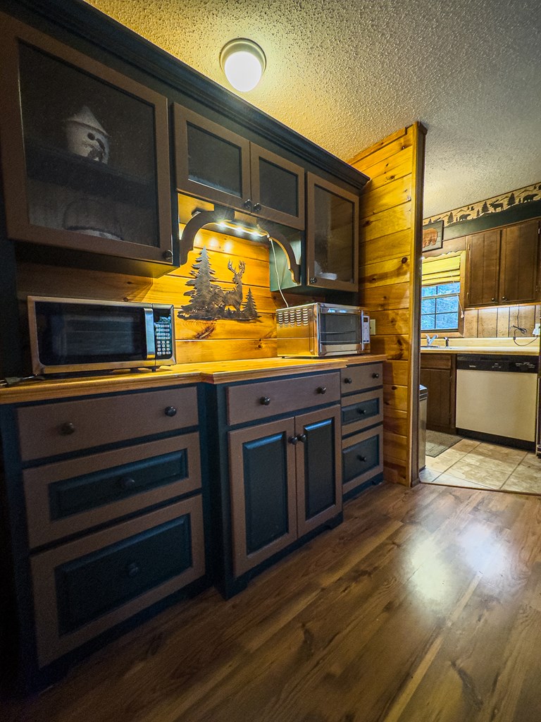 419990 Hayesville Residential