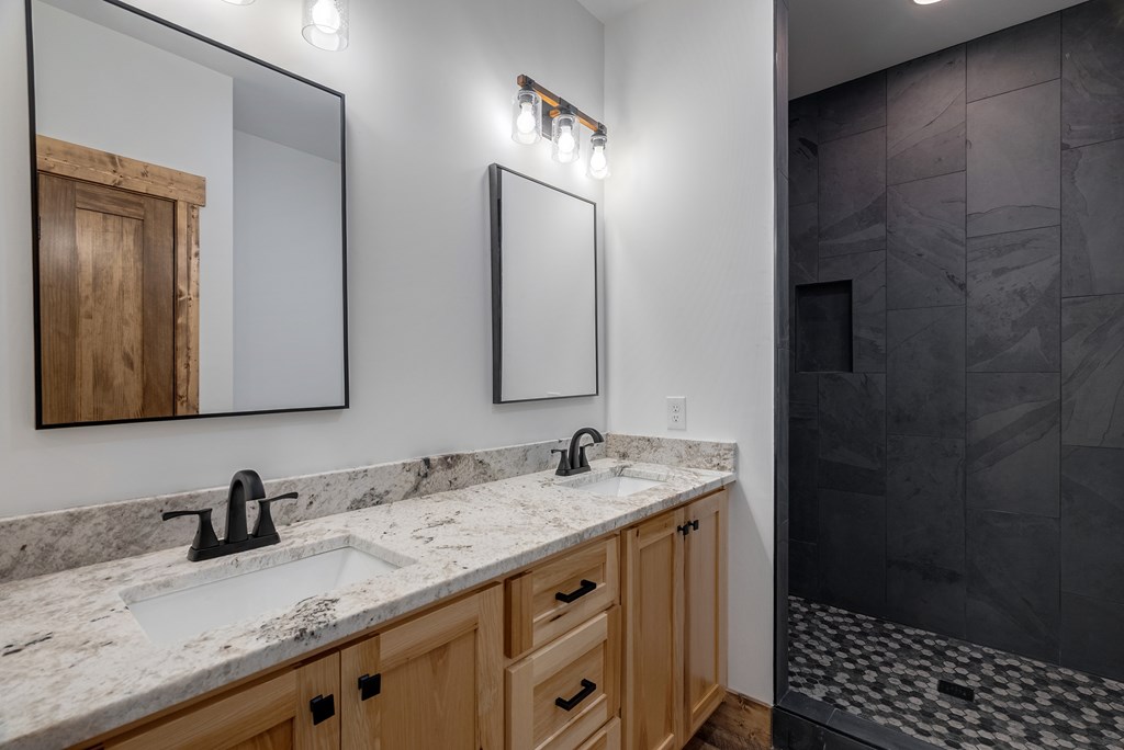 420002 Ellijay Residential