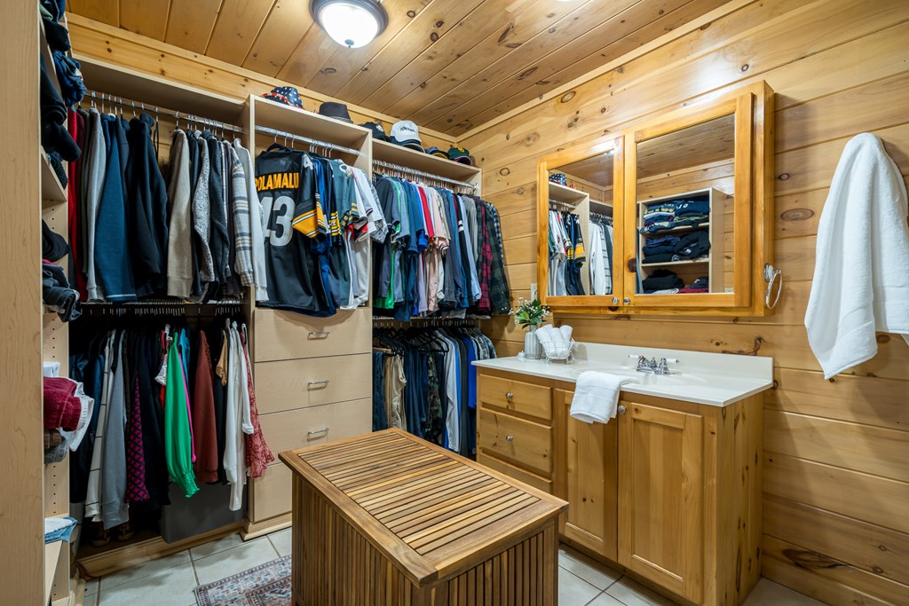 420005 McCaysville Residential