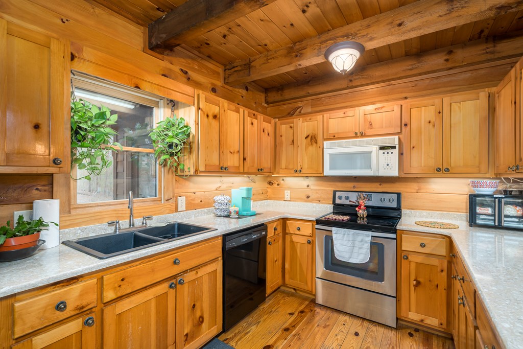 420008 Blairsville Residential