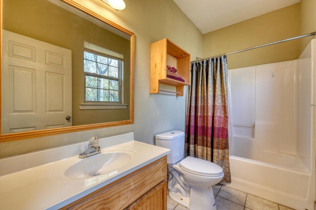 420011 Blairsville Residential