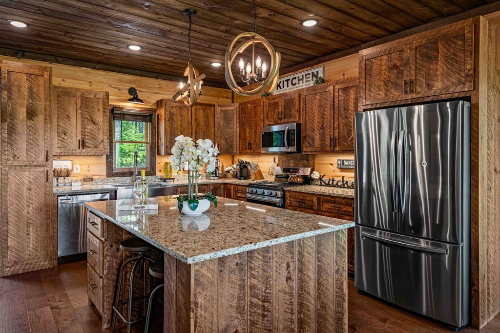 420018 Morganton Residential