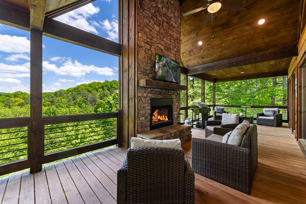 420018 Morganton Residential