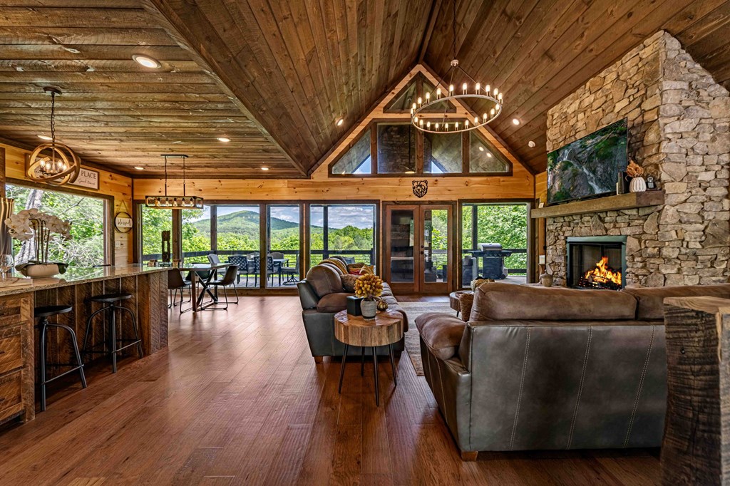 420018 Morganton Residential