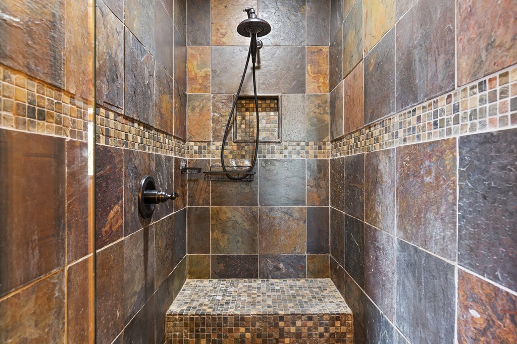 420019 Mineral Bluff Residential