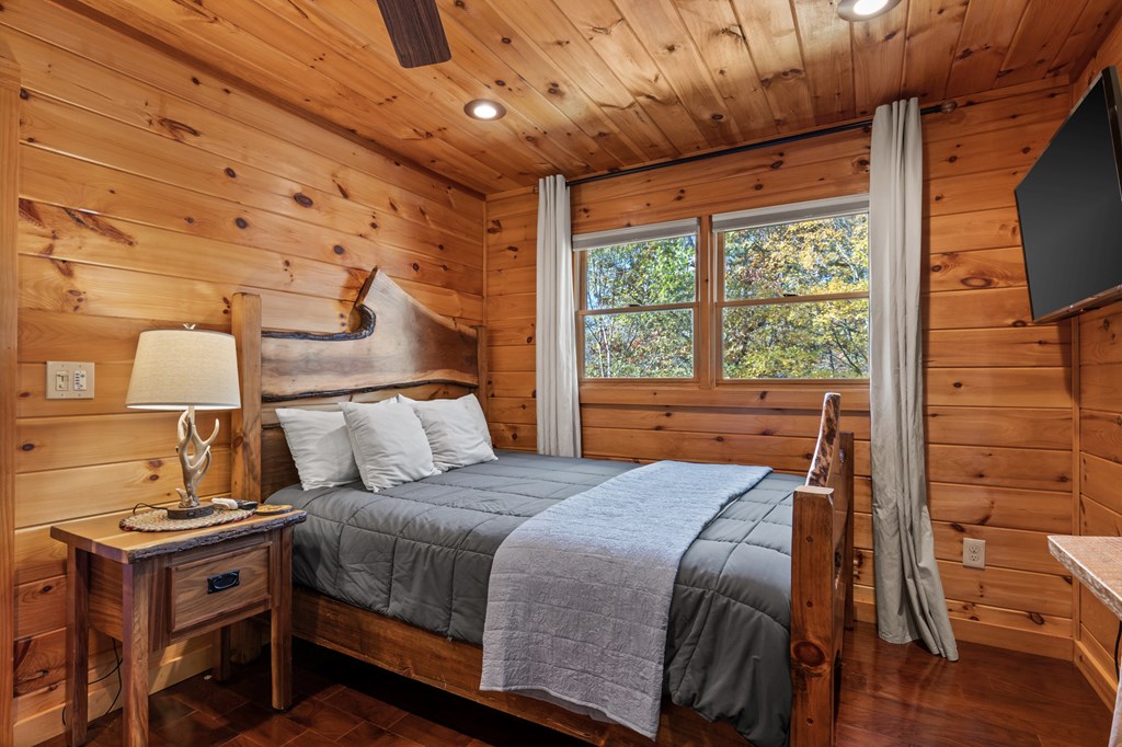 420019 Mineral Bluff Residential