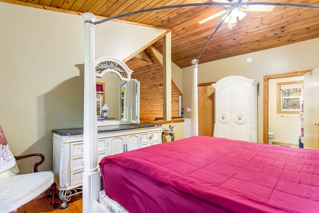 420023 Blairsville Residential