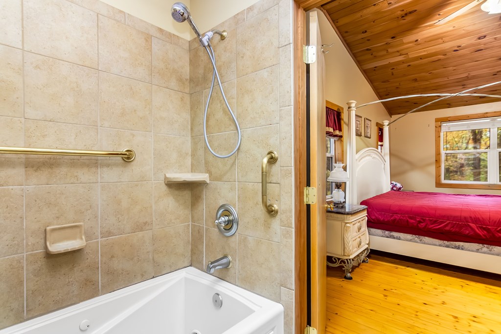 420023 Blairsville Residential