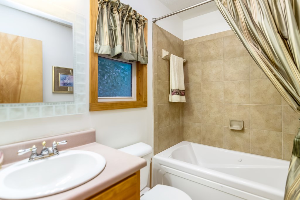 420023 Blairsville Residential