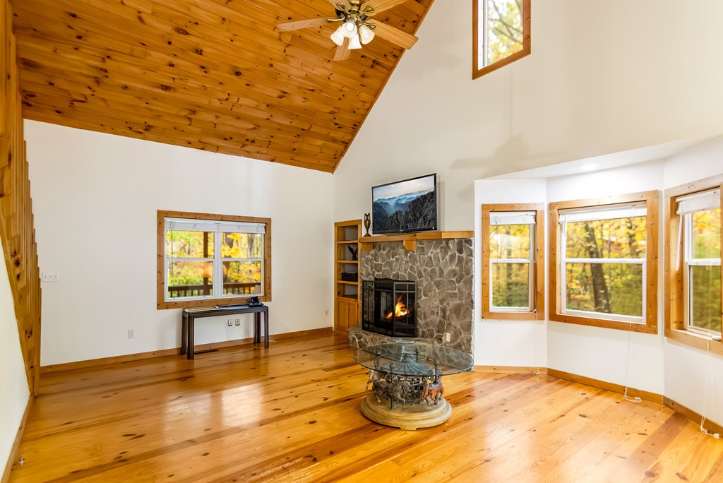 420023 Blairsville Residential