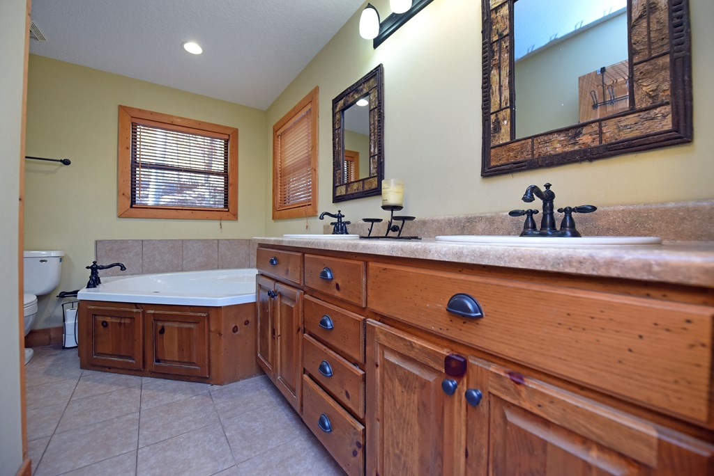 420030 Blairsville Residential