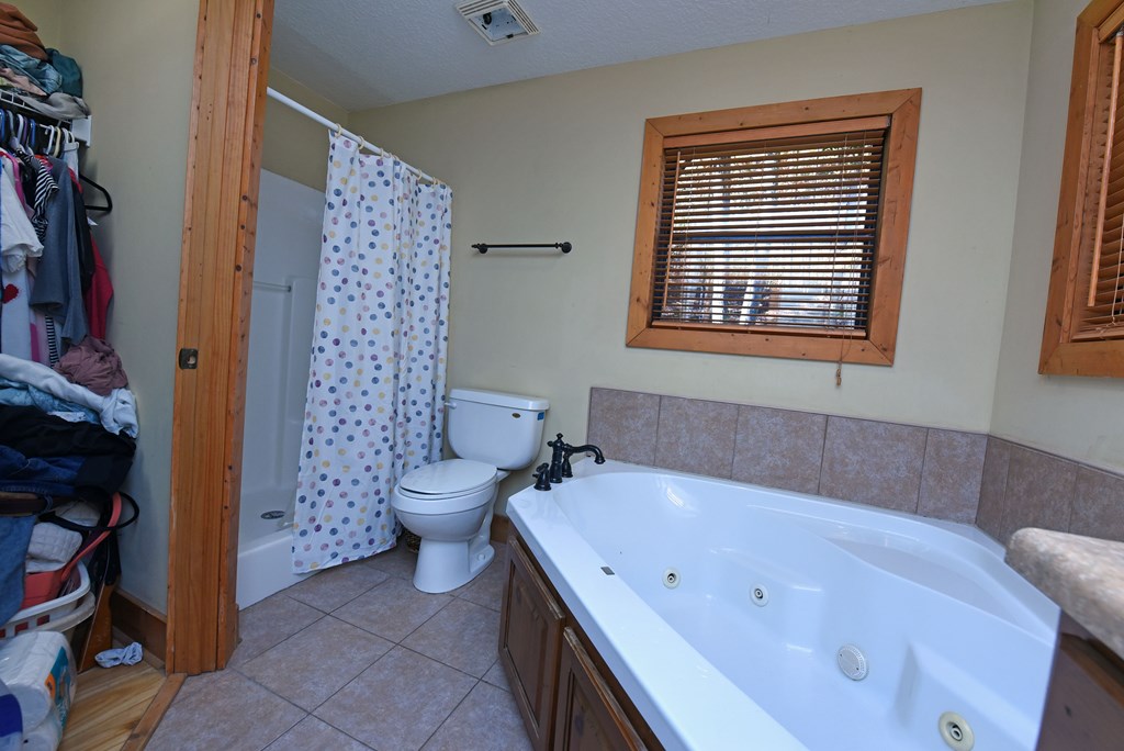 420030 Blairsville Residential