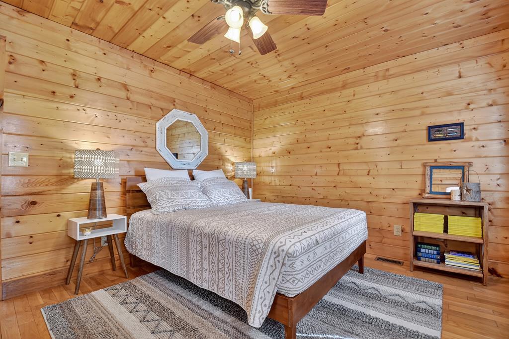 420066 Turtletown Residential