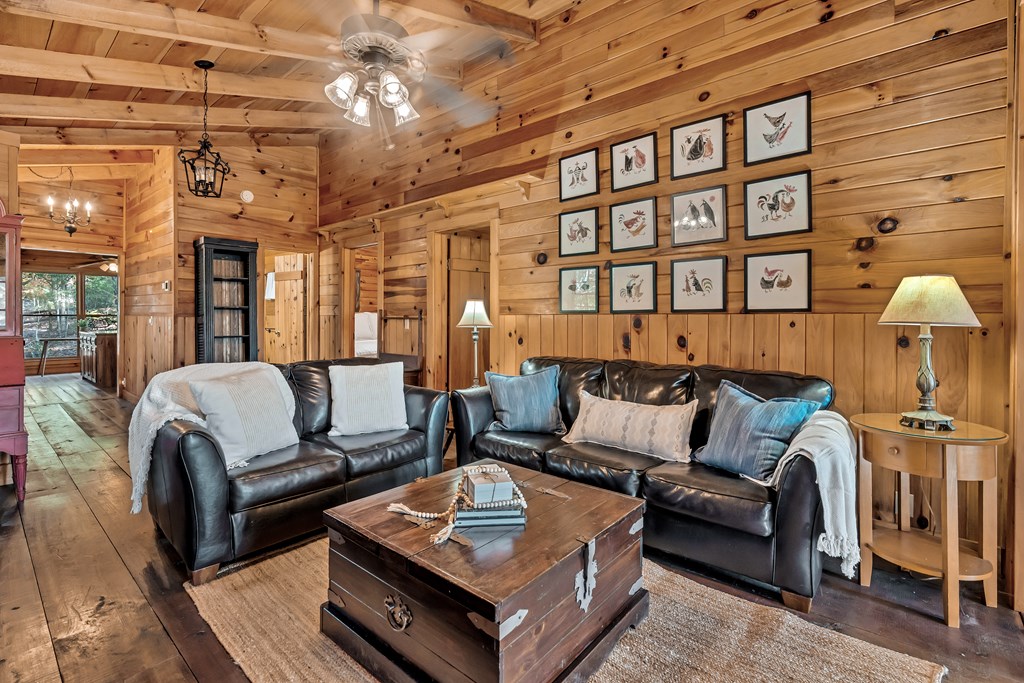 420081 Mineral Bluff Residential