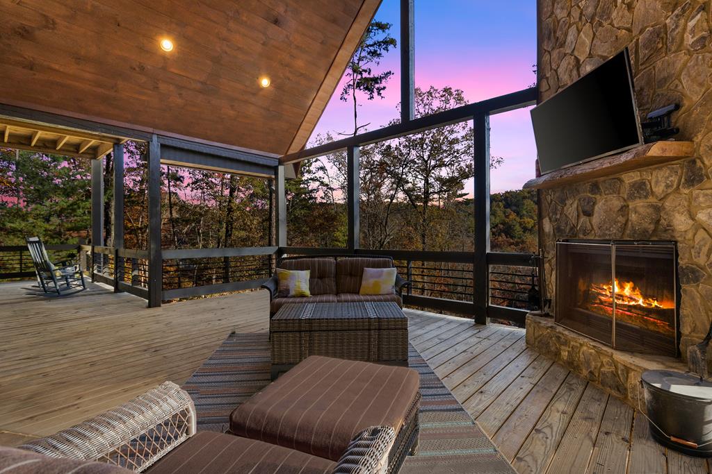 420110 Blue Ridge Residential