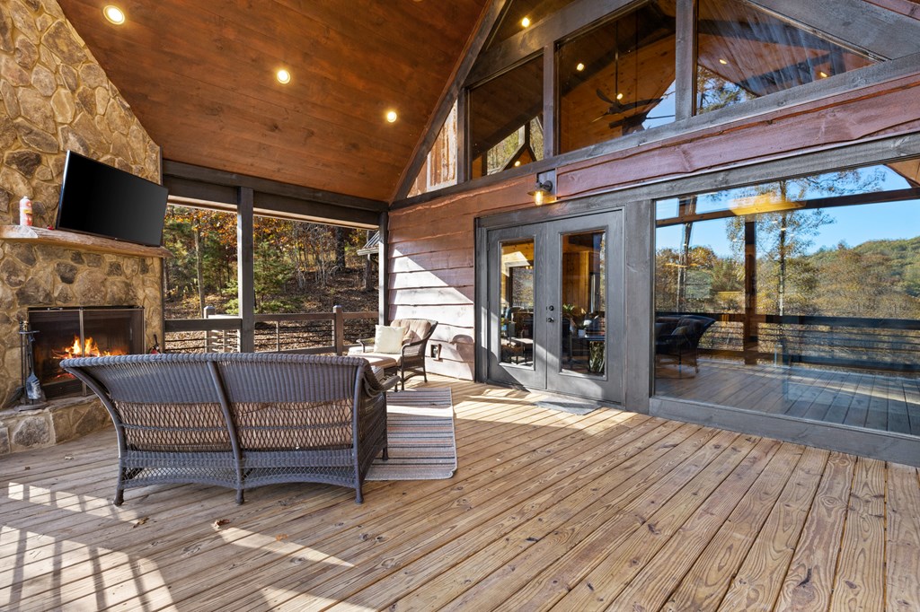 420110 Blue Ridge Residential