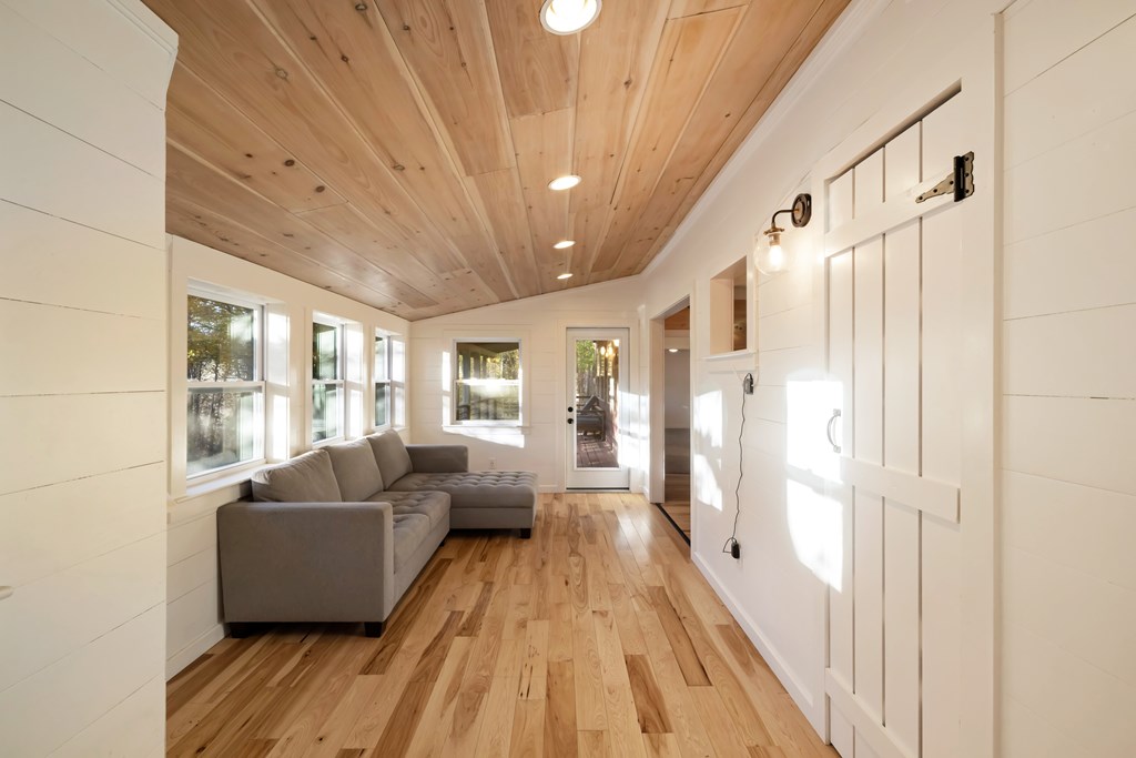 420117 Blue Ridge Residential