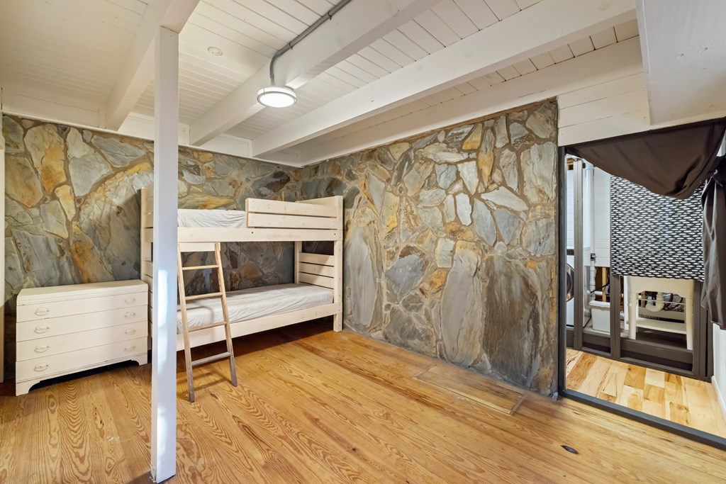 420117 Blue Ridge Residential