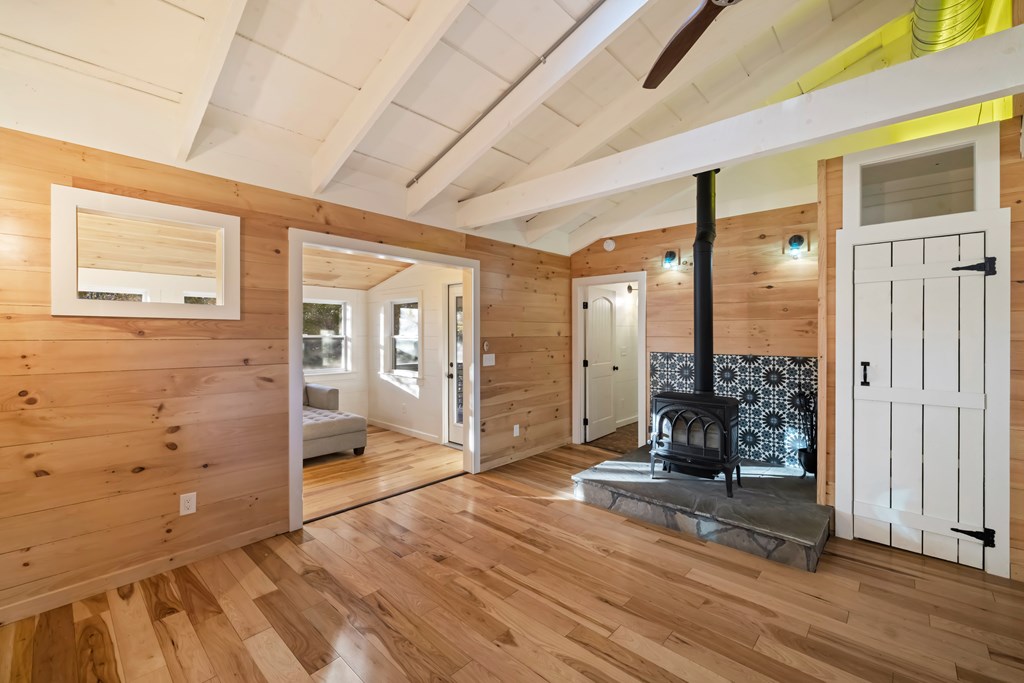 420117 Blue Ridge Residential