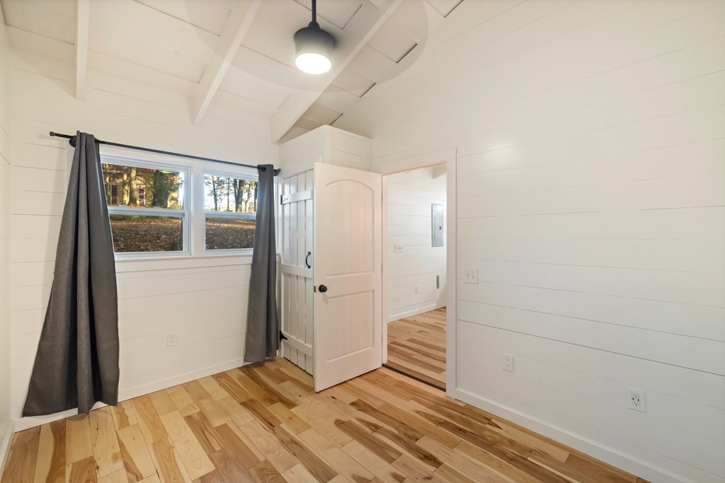 420117 Blue Ridge Residential