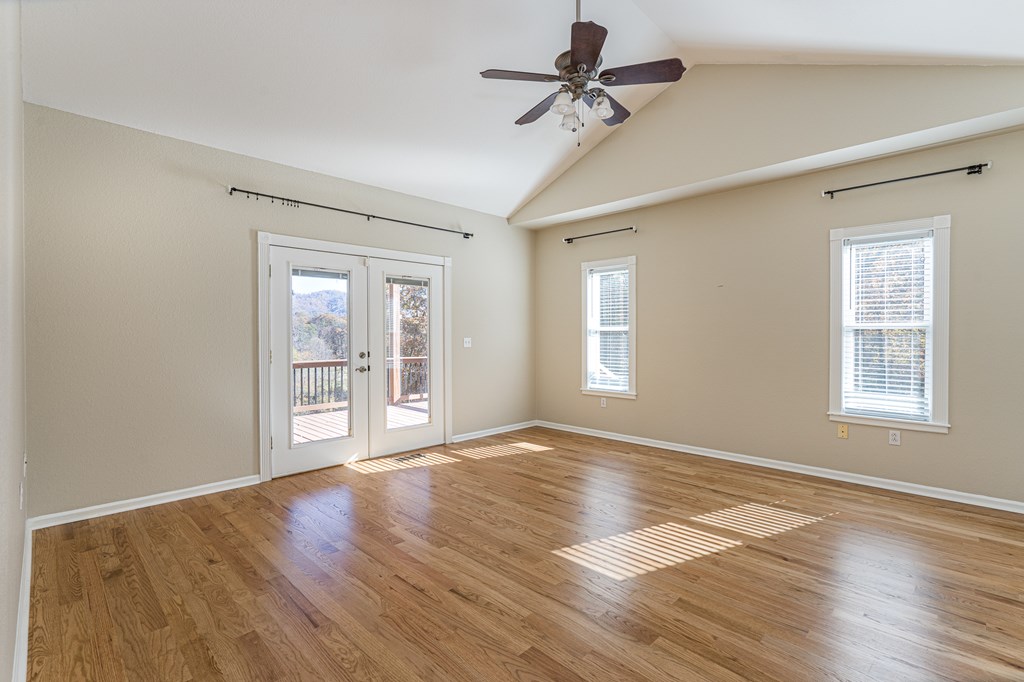 420119 Murphy Residential