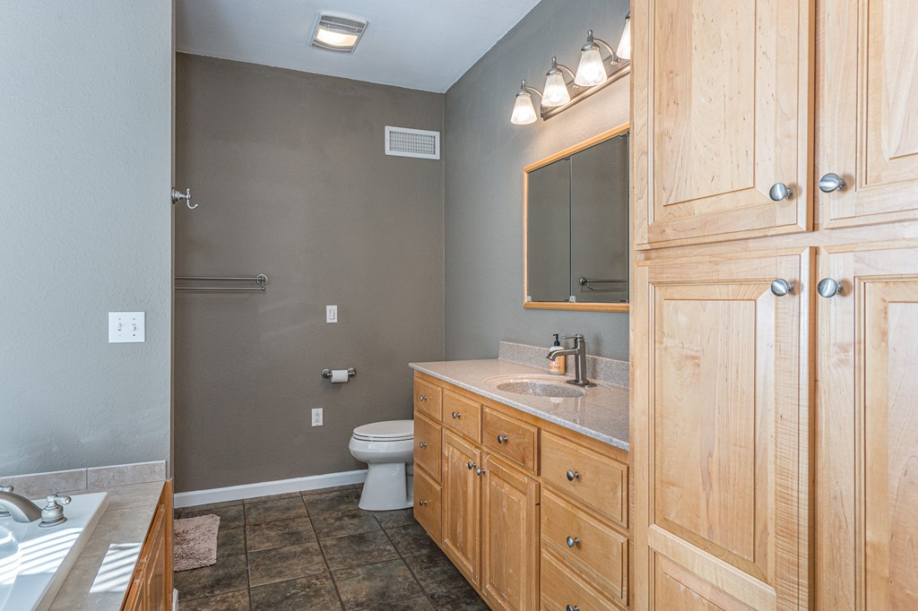 420119 Murphy Residential