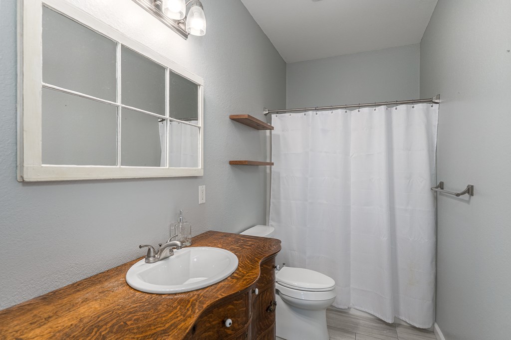 420119 Murphy Residential