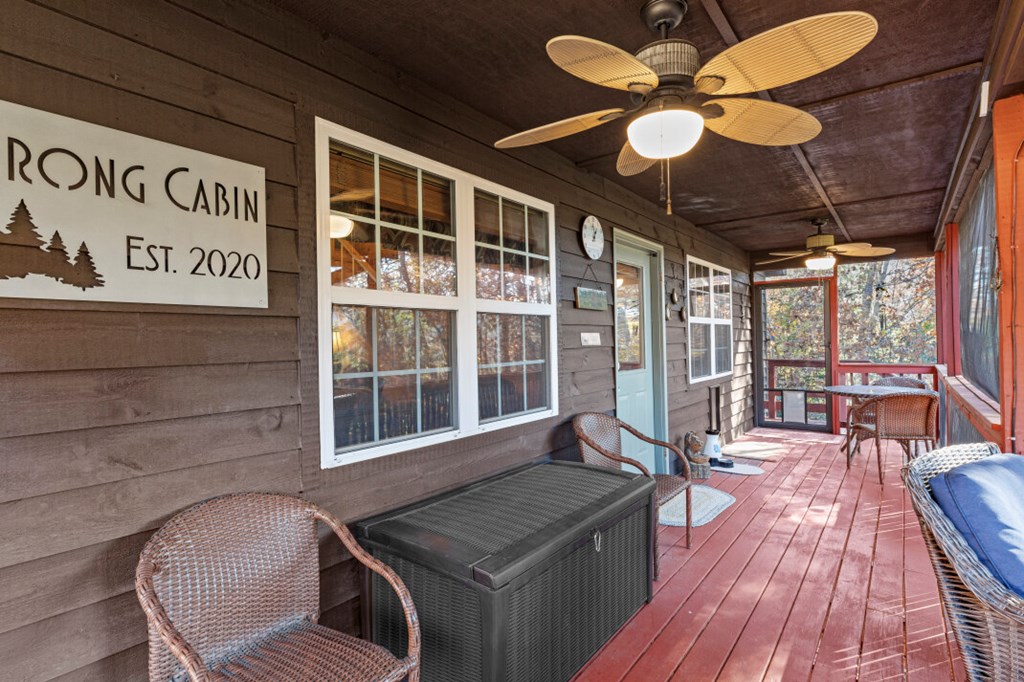 420120 Young Harris Residential