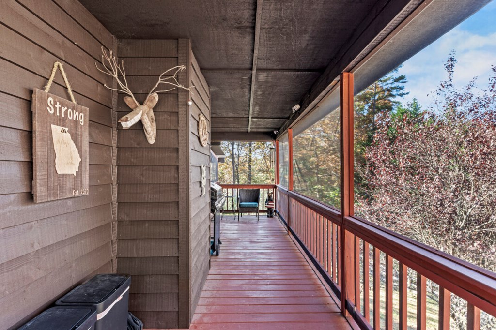 420120 Young Harris Residential