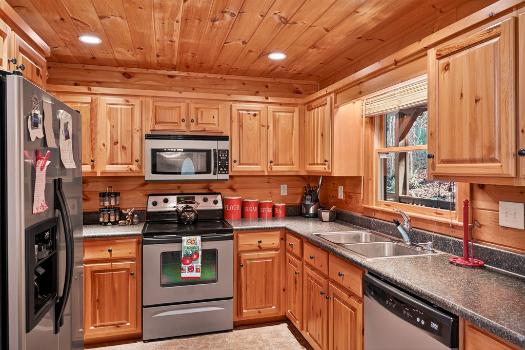 420145 Morganton Residential