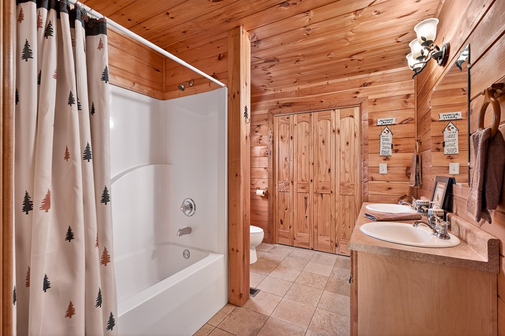 420145 Morganton Residential