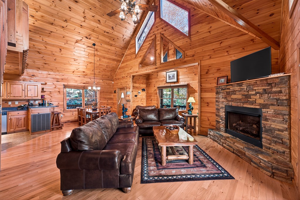 420145 Morganton Residential