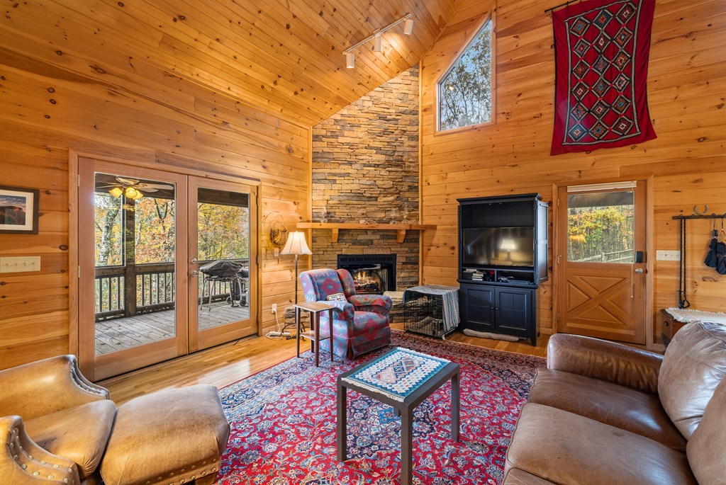 420168 Blue Ridge Residential