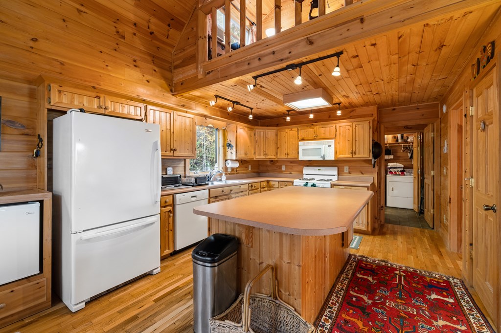 420168 Blue Ridge Residential